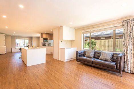 Photo of property in 18 Eaglesome Avenue, Aidanfield, Christchurch, 8025