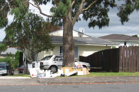 Photo of property in 12 Aotea Road, Glen Eden, Auckland, 0602