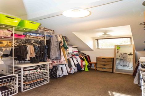 Photo of property in 24 Lucknow Place, Cashmere, Christchurch, 8022