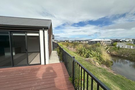 Photo of property in 27 Tangaroa Place, Poike, Tauranga, 3112