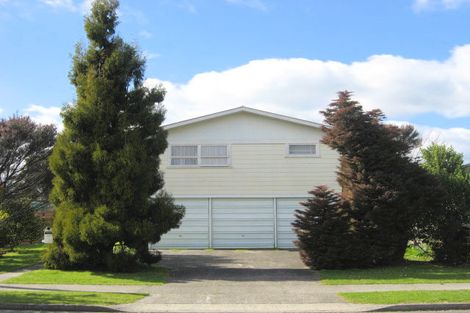 Photo of property in 22 Rata Avenue, Edgecumbe, 3120