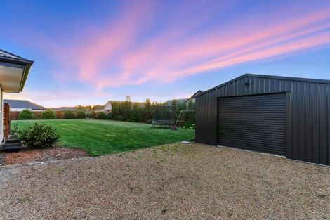 Photo of property in 33 Silver Peaks Drive, West Melton, 7618