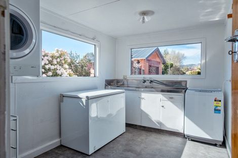 Photo of property in 6 Johnson Street, Milton, 9220