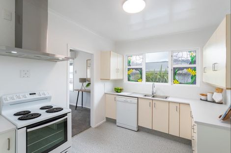 Photo of property in 19 Field Street, Silverstream, Upper Hutt, 5019