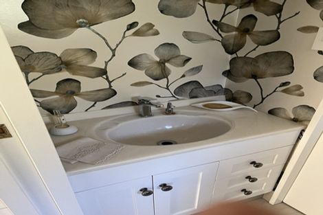 Photo of property in 256 Main Road, Moncks Bay, Christchurch, 8081