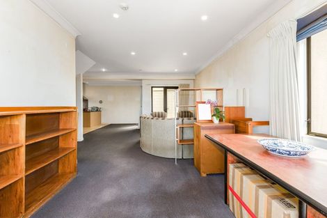 Photo of property in 12 Hall Avenue, Newtown, Wellington, 6021
