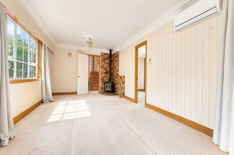 Photo of property in 21 Waipuia Place, Greenhithe, Auckland, 0632