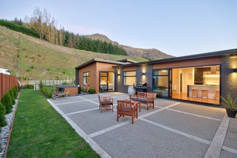 Photo of property in 38 Risinghurst Terrace, Lower Shotover, Queenstown, 9304