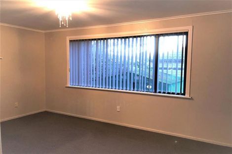 Photo of property in 32 Freyberg Avenue, Papatoetoe, Auckland, 2104