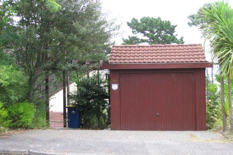 Photo of property in 40 Rosecamp Road, Beach Haven, Auckland, 0626