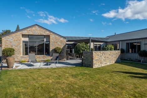 Photo of property in 15 Sunhaven Cove, Cromwell, 9310