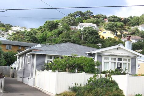 Photo of property in 8 Darlington Road, Miramar, Wellington, 6022