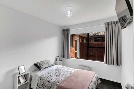 Photo of property in 1/42 Briarmont Street, Avondale, Christchurch, 8061