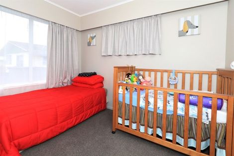 Photo of property in 7b Crescent Court, Melville, Hamilton, 3206