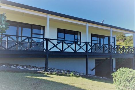 Photo of property in 51 Centennial Drive, Whitianga, 3510