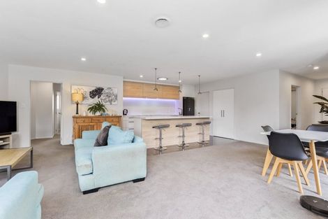 Photo of property in 7 Ambrose Place, Rangiora, 7400