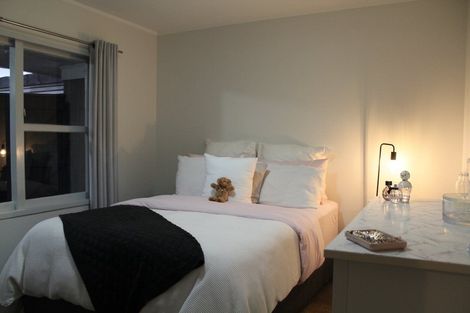 Photo of property in 1/1 Broadview Place, Howick, Auckland, 2014