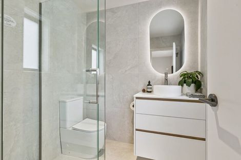 Photo of property in 365c Karori Road, Karori, Wellington, 6012