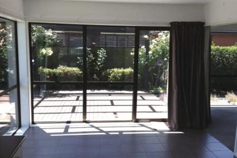 Photo of property in 37a Cardigan Bay Place, Addington, Christchurch, 8024