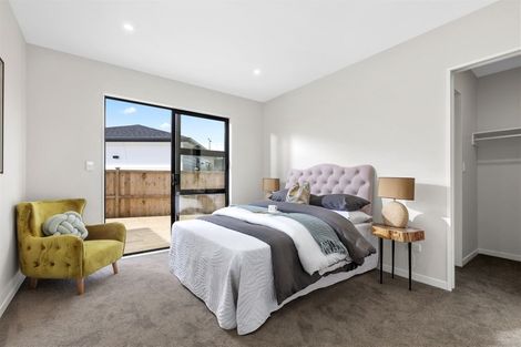 Photo of property in 23 Vinistra Road, Kumeu, 0810