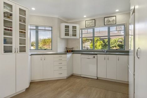 Photo of property in 127 Blake Boulevard, Papamoa Beach, Papamoa, 3118