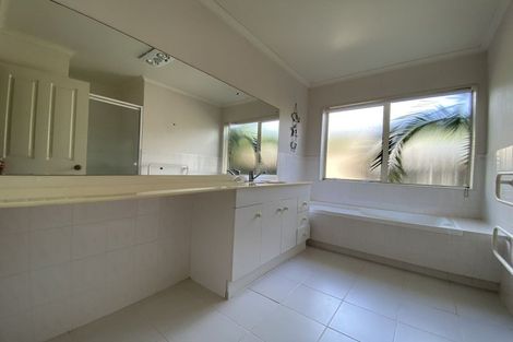 Photo of property in 48 Princeton Parade, Albany, Auckland, 0632