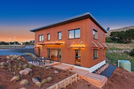 Photo of property in 1 Parkridge Place, Mount Pleasant, Christchurch, 8081