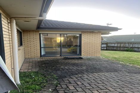 Photo of property in 271 Mahia Road, Weymouth, Auckland, 2103