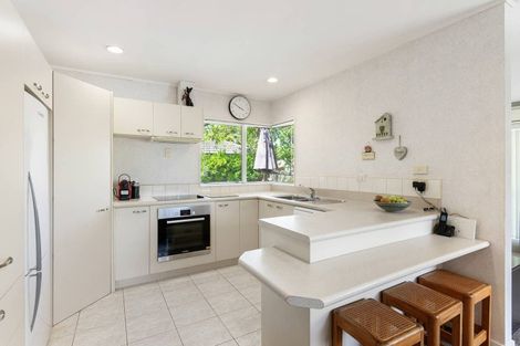 Photo of property in 1/23 Tarnica Road, Northpark, Auckland, 2013