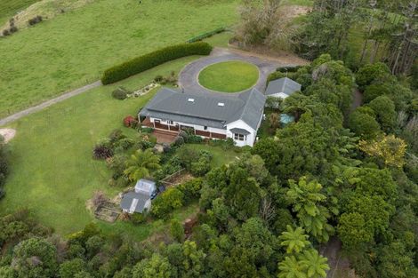Photo of property in 60 Lindsay Road, Levin, 5510