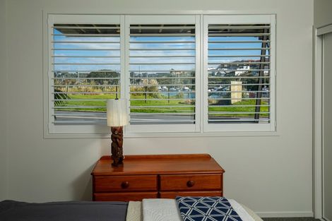 Photo of property in 73a Pinecrest Drive, Gulf Harbour, Whangaparaoa, 0930