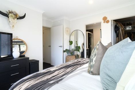 Photo of property in 39 Ballintoy Park Drive, Welcome Bay, Tauranga, 3175