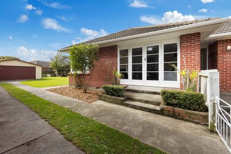 Photo of property in 22 Mappleton Avenue, Burnside, Christchurch, 8053