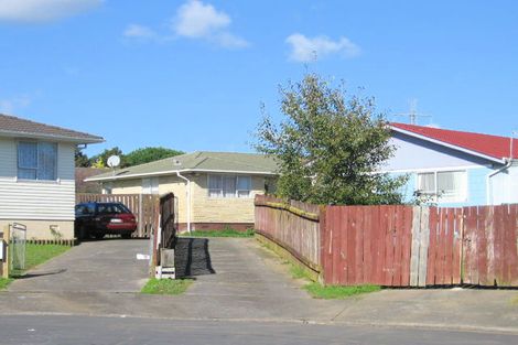 Photo of property in 15 Bahama Place, Clover Park, Auckland, 2023