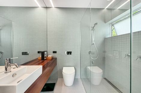 Photo of property in 6 Crawford Road, Kilbirnie, Wellington, 6022