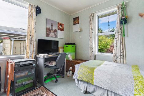 Photo of property in 115 Hillcrest Street, Solway, Masterton, 5810