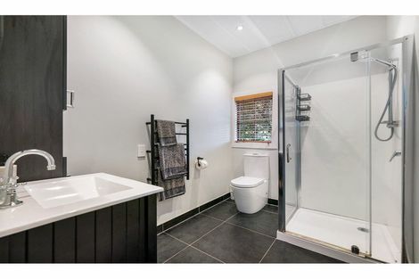 Photo of property in 437 West Coast Road, Glen Eden, Auckland, 0602