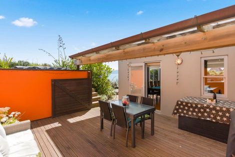 Photo of property in 60 The Esplanade, Raumati South, Paraparaumu, 5032