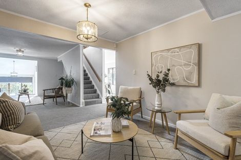 Photo of property in 3 Tranquil Glade, Hillcrest, Auckland, 0627