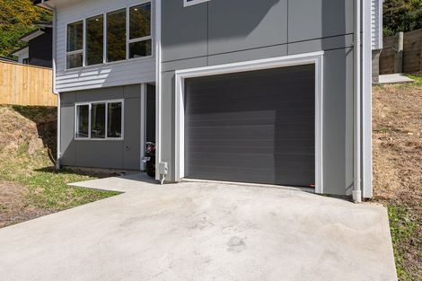 Photo of property in 22 Rarangi Way, Owhiro Bay, Wellington, 6023