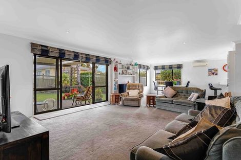 Photo of property in 45 Merlot Heights, Huapai, Kumeu, 0810