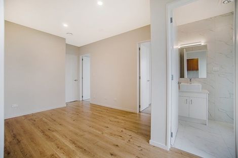 Photo of property in 48 Twin Parks Rise, Papakura, 2110