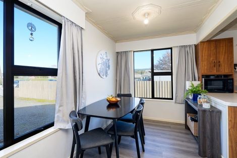 Photo of property in 9 Russell Esplanade, Otautau, 9610