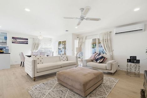 Photo of property in 79 Riverton Drive, Randwick Park, Auckland, 2105