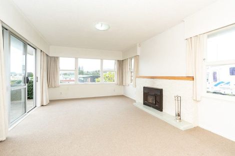 Photo of property in 4 Bankart Street, Raglan, 3225