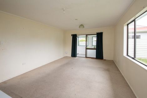 Photo of property in 42 Monckton Street, Feilding, 4702