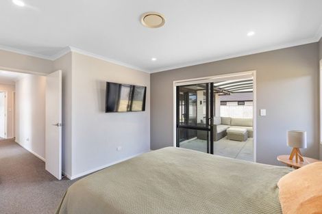 Photo of property in 21 Longstaff Drive, Bell Block, New Plymouth, 4312