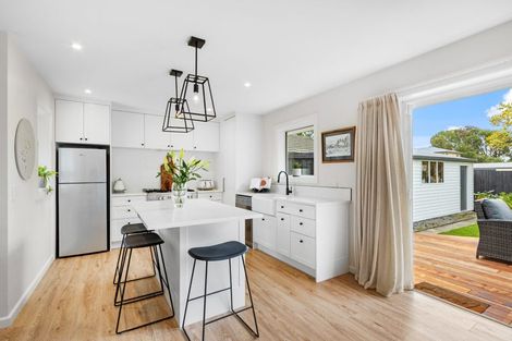 Photo of property in 10 Nancy Avenue, Mairehau, Christchurch, 8013