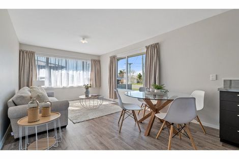 Photo of property in 18 Horton Place, Avondale, Christchurch, 8061