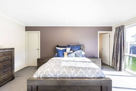 Photo of property in 3 Peppertree Glade, Kelvin Grove, Palmerston North, 4414